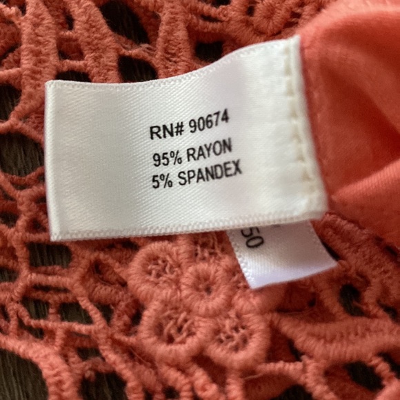 Bundle of 2 off shoulder tops. Fit like a regular US Small. - Picture 6 of 7